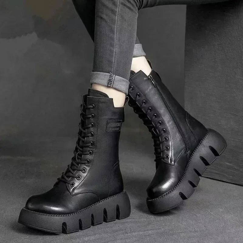 Winter Leather Women Boots 2023 Short Plush Mid-heel Snow Boots Lace Up Warm Lady Platform Biker Ankle Boots for Women Shoes