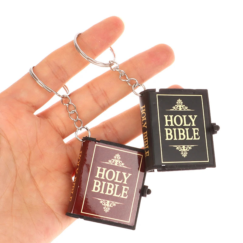 Mini Bible Keychain Book Pendant Key Chain Car Key School Bag Decoration Accessories English Cross Religious Keyring